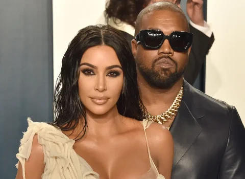 Kim Kardaşyan BOŞANIR