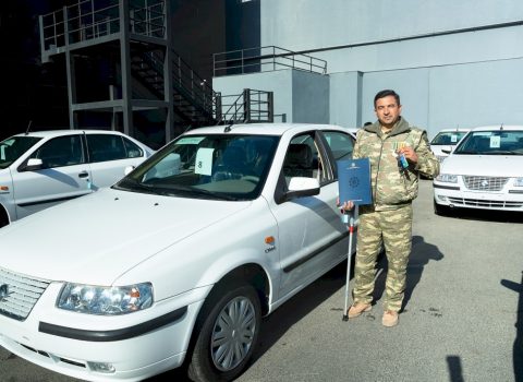 Vətən müharibəsi əlillərinə 20 avtomobil təqdim edildi