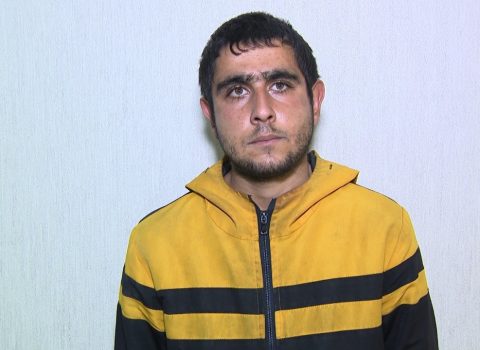 Bakıda inzibati binadan oğurluq edən şəxs tutulub – VİDEO