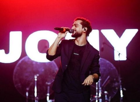 Azərbaycanlı müğənniyə görə Rusiya şəhərində yollar bağlanacaq – FOTO