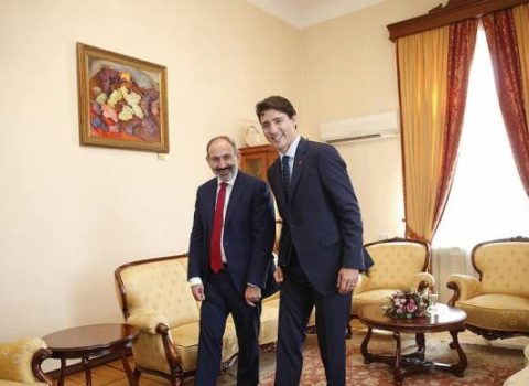 Trüdo Paşinyanla Qafqazdakı vəziyyəti müzakirə etdi – FOTO