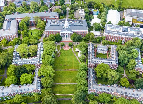 Trampın əcnəbi Harvard tələbələri ilə bağlı bu qadağası LƏĞV EDİLDİ