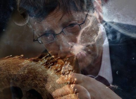 İlahi nizamı pozmaq istəyən PƏRDƏARXASI GÜC var: “Bill Qeyts oyuncaqdır”