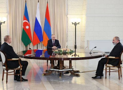 Bu gün Əliyev, Putin və Paşinyan görüşəcək