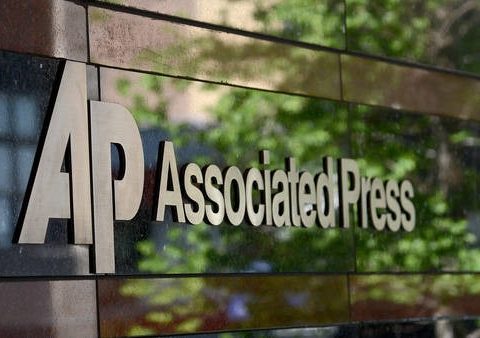 “Associated Press” bu səbəbdən jurnalisti işdən qovdu