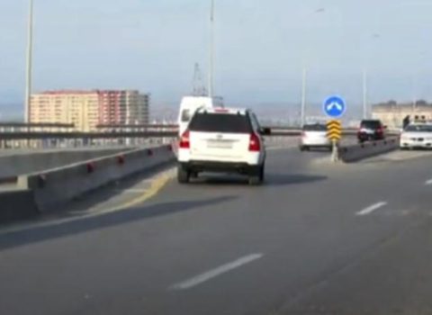 Bakıda sürücülərə problem yaradan yol: “Ərazidəki nişan düzgün deyil” – VİDEO