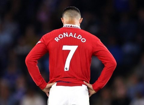 “Mançester Yunayted” Ronaldo ilə müqaviləyə xitam verdi