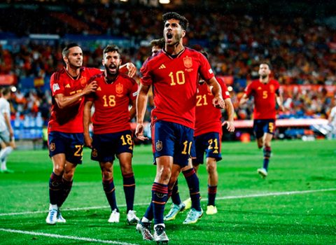 İspaniya millisinin 7 futbolçusu xəstələndi