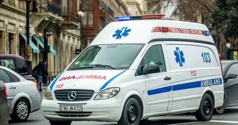 Bakıda 25 yaşlı qızı avtomobil vurdu Bakıda 25 yaşlı qızı avtomobil vurdu