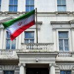 İranın Bakıdakı diplomatları səfirliyə sığındılar – VİDEO