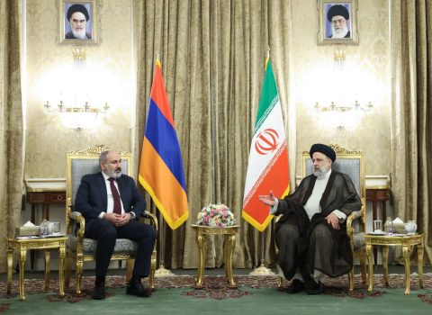 “Tehranla İrəvan arasında bu əlaqələr Zəngəzur dəhlizinin yaradılmasının qarşısını alacaq” – İranlı ekspert