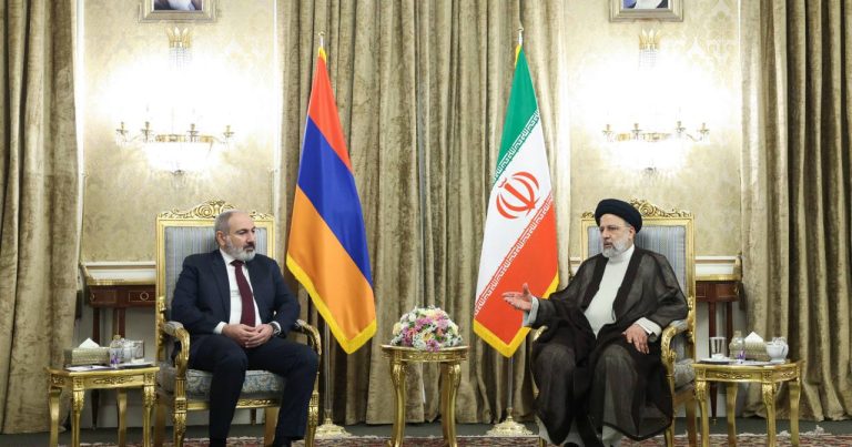 “Tehranla İrəvan arasında bu əlaqələr Zəngəzur dəhlizinin yaradılmasının qarşısını alacaq” – İranlı ekspert “Tehranla İrəvan arasında bu əlaqələr Zəngəzur dəhlizinin yaradılmasının qarşısını alacaq” – İranlı ekspert