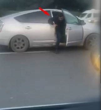 Bakıda “Prius” sürücüsü sərnişini bıçaqladı – ANBAAN VİDEO