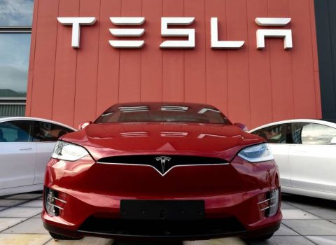 Tesla Çindən 1,6 milyon avtomobili geri çağıracaq