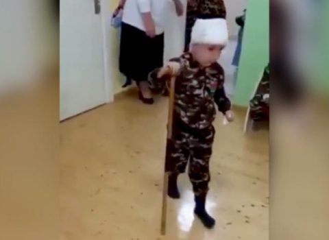 Uşaq bağçasındakı bu görüntülər tənqid olundu – VİDEO