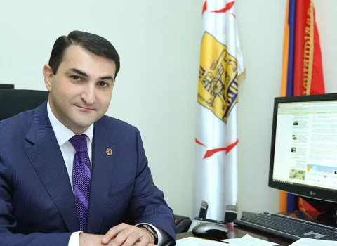 İrəvanın keçmiş vitse-meri SAXLANILDI
