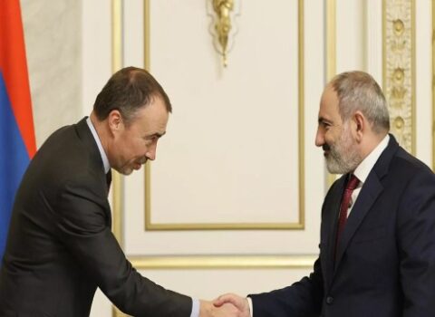 Paşinyan Toivo Klaar ilə Azərbaycanla normallaşma prosesini müzakirə etdi