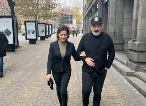 Paşinyanın həyat yoldaşı ilə İrəvanda gəzməyi LAĞA QOYULDU: “Guya heç kimdən qorxmurlar”