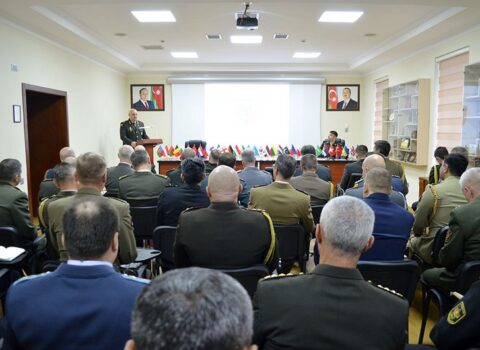Hərbi attaşelərlə 2022-ci ilin yekununa dair toplantı keçirildi – FOTO