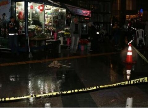 İstanbulda estakada çökdü: 25 nəfər dənizə düşdü – VİDEO