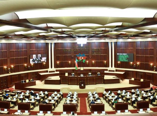 Prezident qanunu imzalamadan Milli Məclisə geri qaytardı