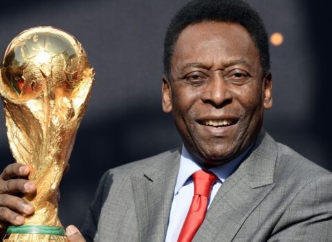 Məşhur futbolçu Pele VƏFAT ETDİ
