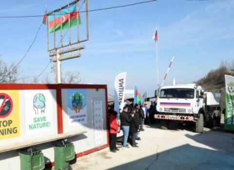 Sülhməramlıların daha iki avtomobili aksiya ərazisindən maneəsiz keçdi