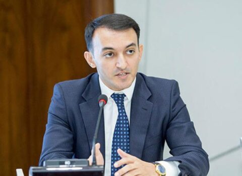 İlham Əliyev “ASAN Xidmət”in sədrini ordenlə TƏLTİF ETDİ