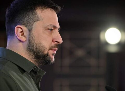 Almanlar Zelenskinin Milad təbrikini ələ saldı: “İndi o, özünü tanrı hesab edir”