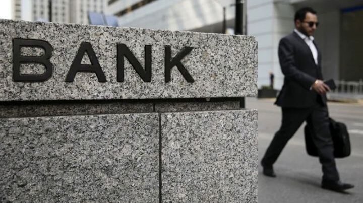 “Problemli kreditlərin həcmi milyardlarla ölçülür” – Proseslər Mərkəzi Bankın gözü qarşısında baş verir
