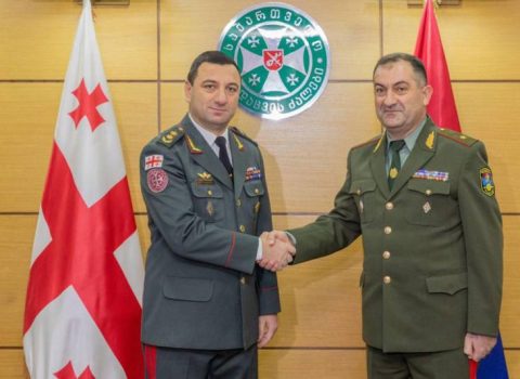 Ermənistanın Baş Qərargah rəisi Gürcüstana səfər etdi