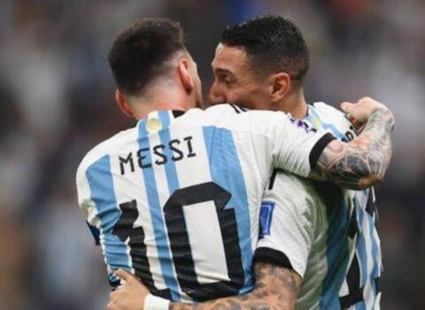 Lionel Messi Peleyə çatıb, Maldinini geridə qoydu