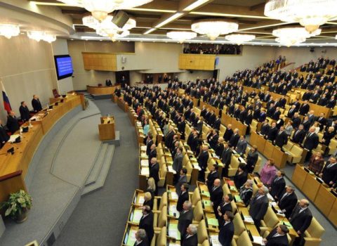 İranlı deputatlar Moskvaya yollandılar