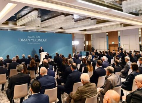 Prezident: “İdmançılarımızın beynəlxalq yarışlarda 800-dən çox medal qazanması böyük nailiyyətdir”