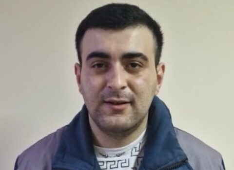 Sosial şəbəkələrdə qadınlara qarşı dələduzluq edən şəxs SAXLANILDI