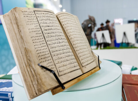 Türkiyə Stokholmda müqəddəs kitabın yandırıldığı yerdə “Qurana ehtiram” aksiyası KEÇİRƏCƏK