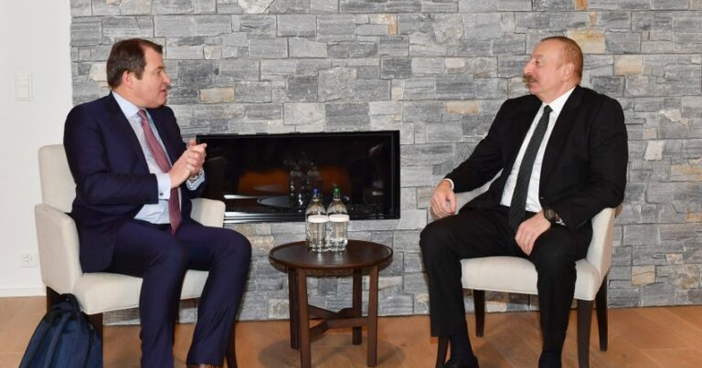 İlham Əliyev Davosda AYİB-in birinci vitse-prezidenti ilə görüşdü – YENİLƏNİB