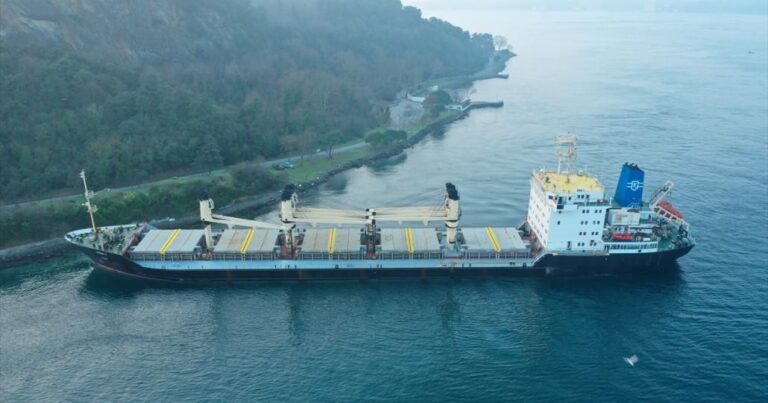 142 metrlik Ukrayna gəmisi İstanbul boğazının bağlanmasına SƏBƏB OLDU