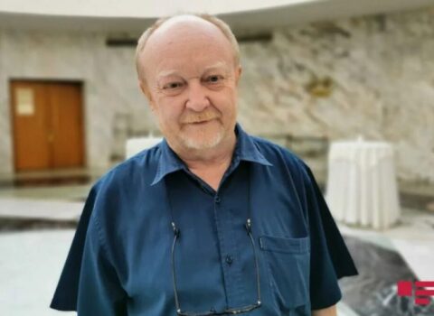 Tanınmış politoloq vəfat etdi