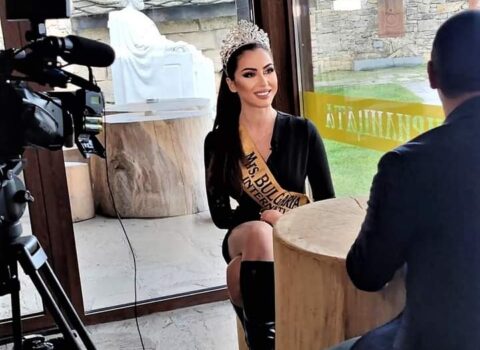 Erməni qız Bolqarıstandan Azərbaycana “mesaj verdi” – FOTO
