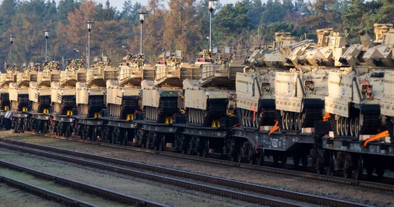 Guardian: “Ukraynaya əks-hücum üçün ən azı 100 tank lazımdır”
