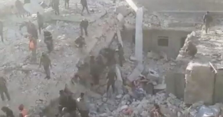 Hələbdə yaşayış binası çökdü – 10 nəfər öldü