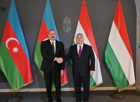 İlham Əliyevin Viktor Orban ilə məhdud tərkibdə görüşü oldu