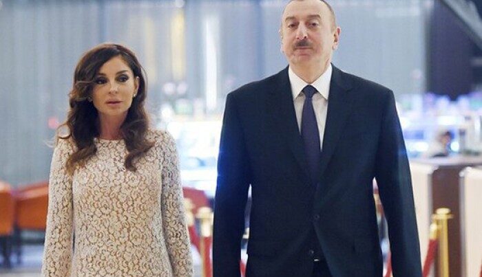 Prezident və xanımının şərəfinə nahar verilib – YENİLƏNİB Prezident və xanımının şərəfinə nahar verilib – YENİLƏNİB