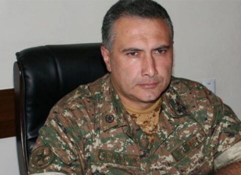 Ermənistan prezidenti korpus komandirini vəzifəsindən AZAD ETDİ