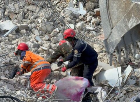 Xilasedicilərimiz dağıntılar altından 780 nəfərin cəsədini çıxardı – FOTO/VİDEO