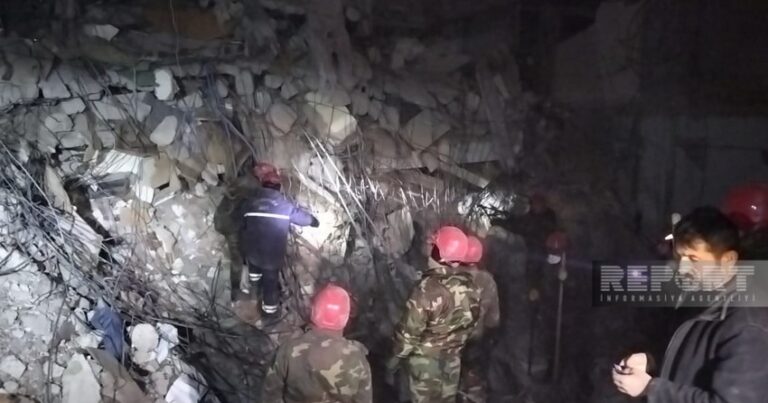 Xlasedicilərimiz 50 yaşlı qadını 120 saat sonra dağıntılar altından sağ çıxardı – VİDEO Xlasedicilərimiz 50 yaşlı qadını 120 saat sonra dağıntılar altından sağ çıxardı – VİDEO