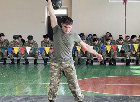 Azərbaycan Ordusunda daşqaldırma birinciliyi keçirilir