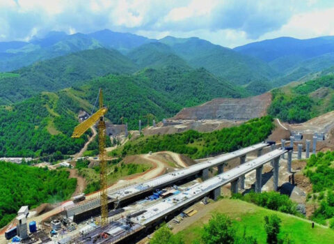 Şuşaya çəkilən yeni avtomobil yolu pullu olacaq