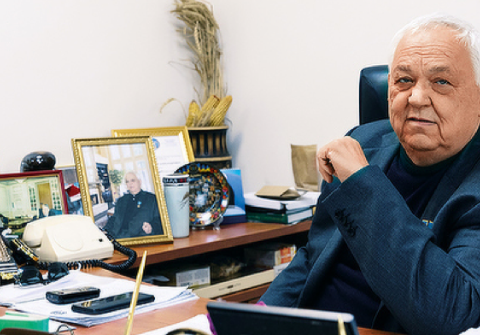 Qazaxıstanın ilk Baş naziri VƏFAT ETDİ